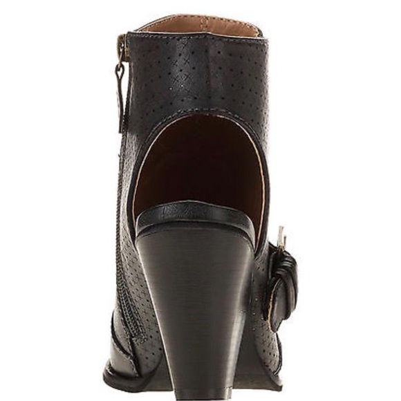 Charcoal Grey Perferated Spring/ Fall Booties -8 - Picture 6 of 6